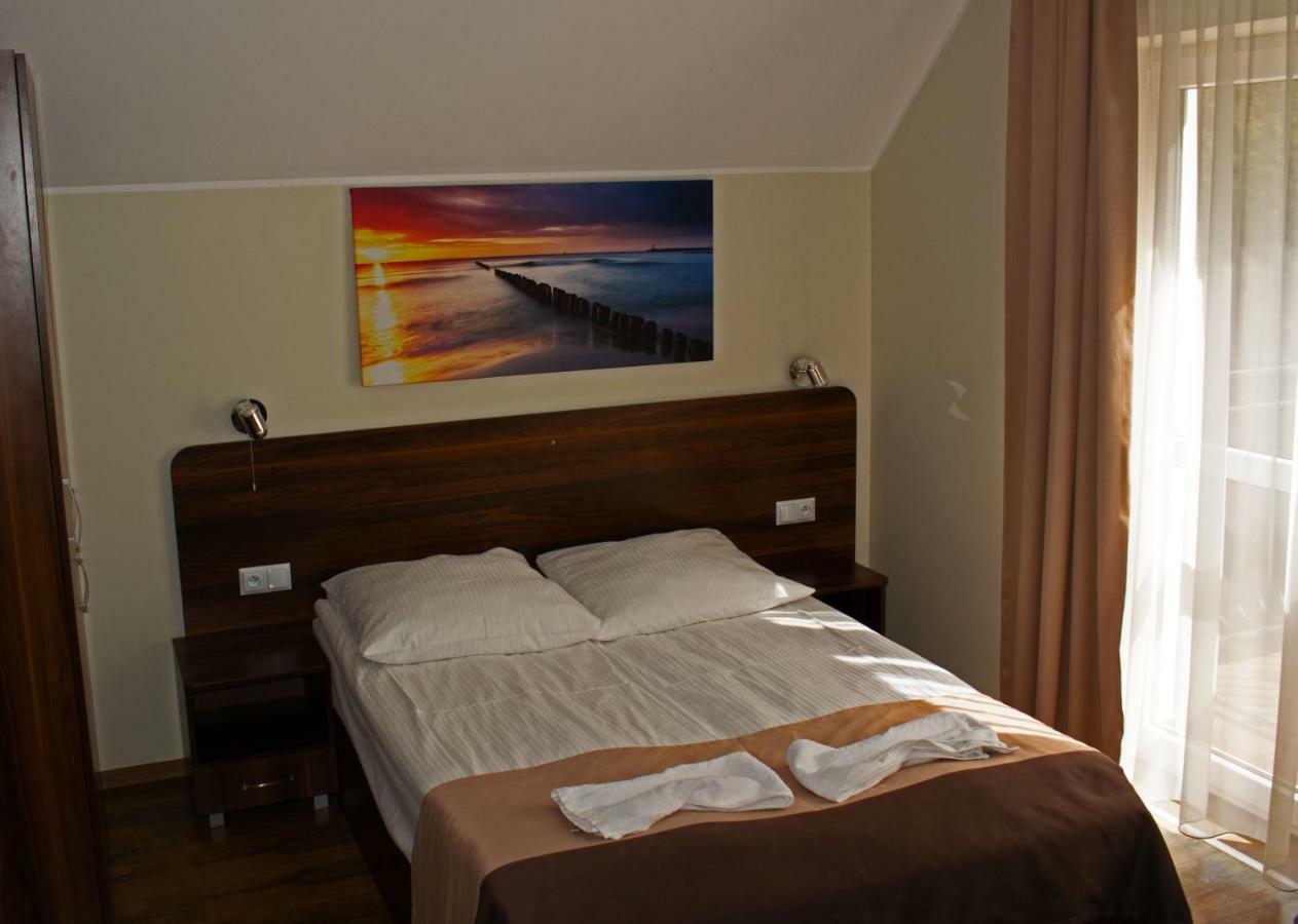 Bed and Breakfast Dom Bursztynowy à Jantar Extérieur photo