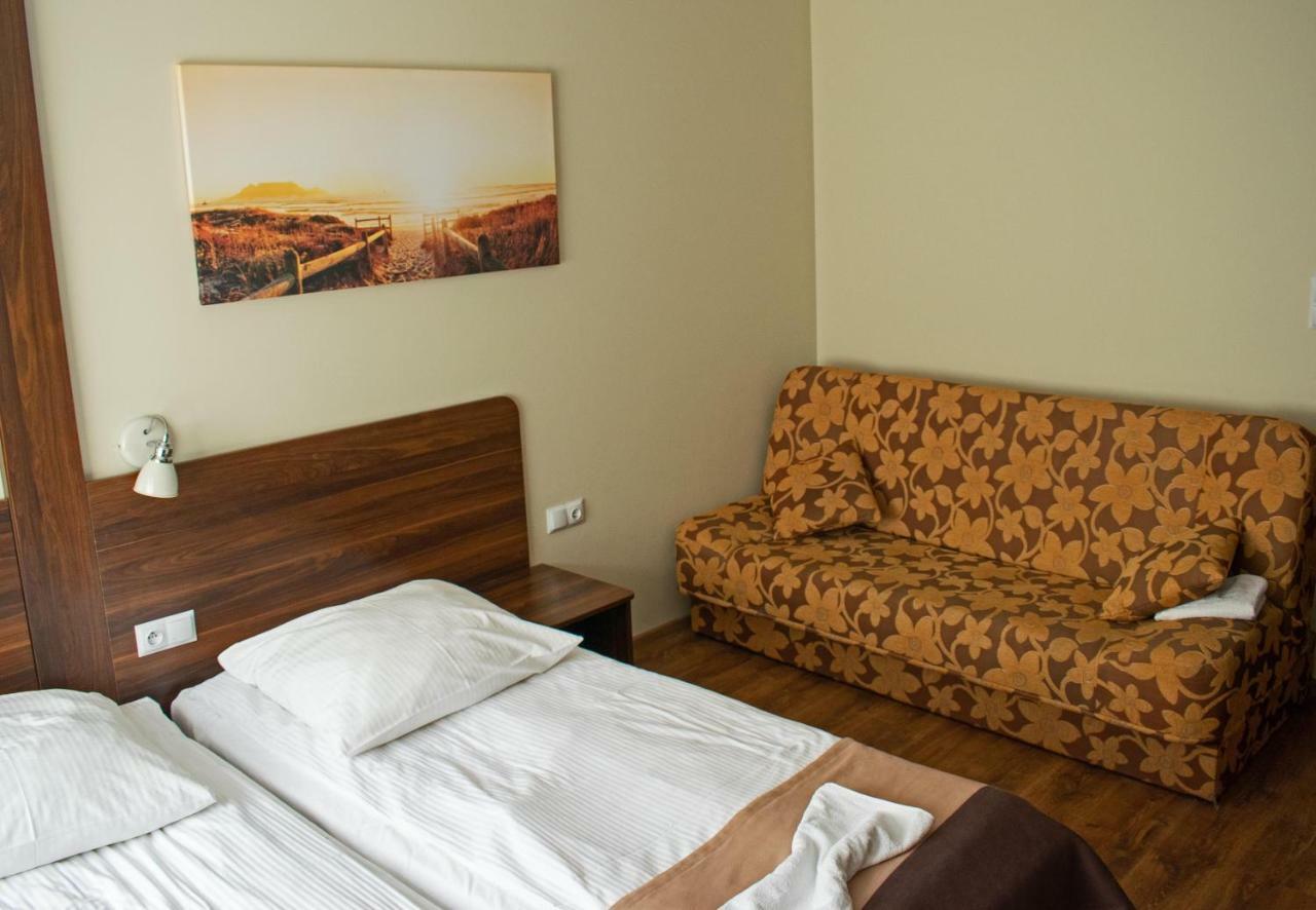 Bed and Breakfast Dom Bursztynowy à Jantar Extérieur photo