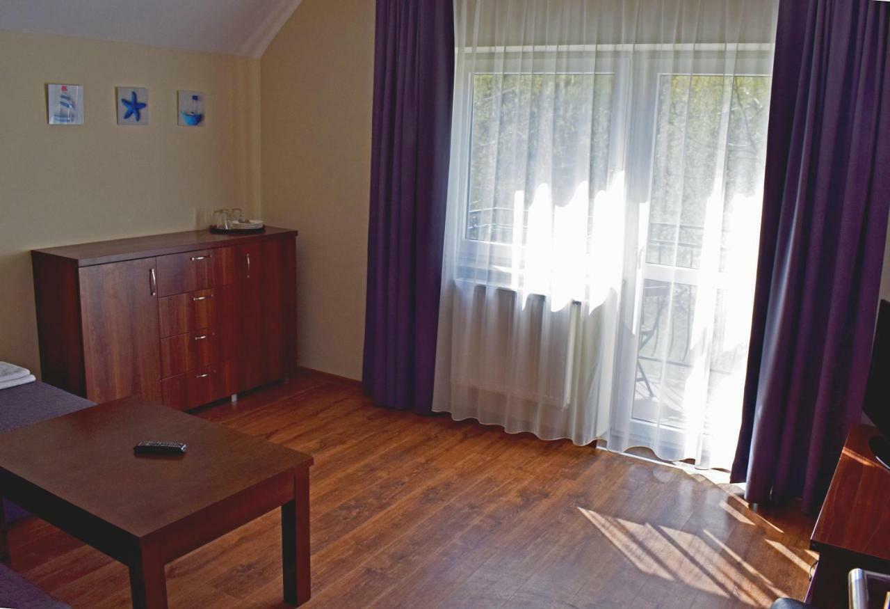 Bed and Breakfast Dom Bursztynowy à Jantar Extérieur photo